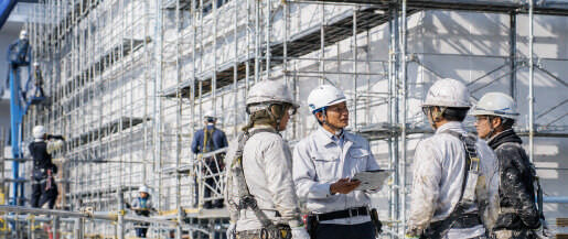 現場監督との連携の作業風景